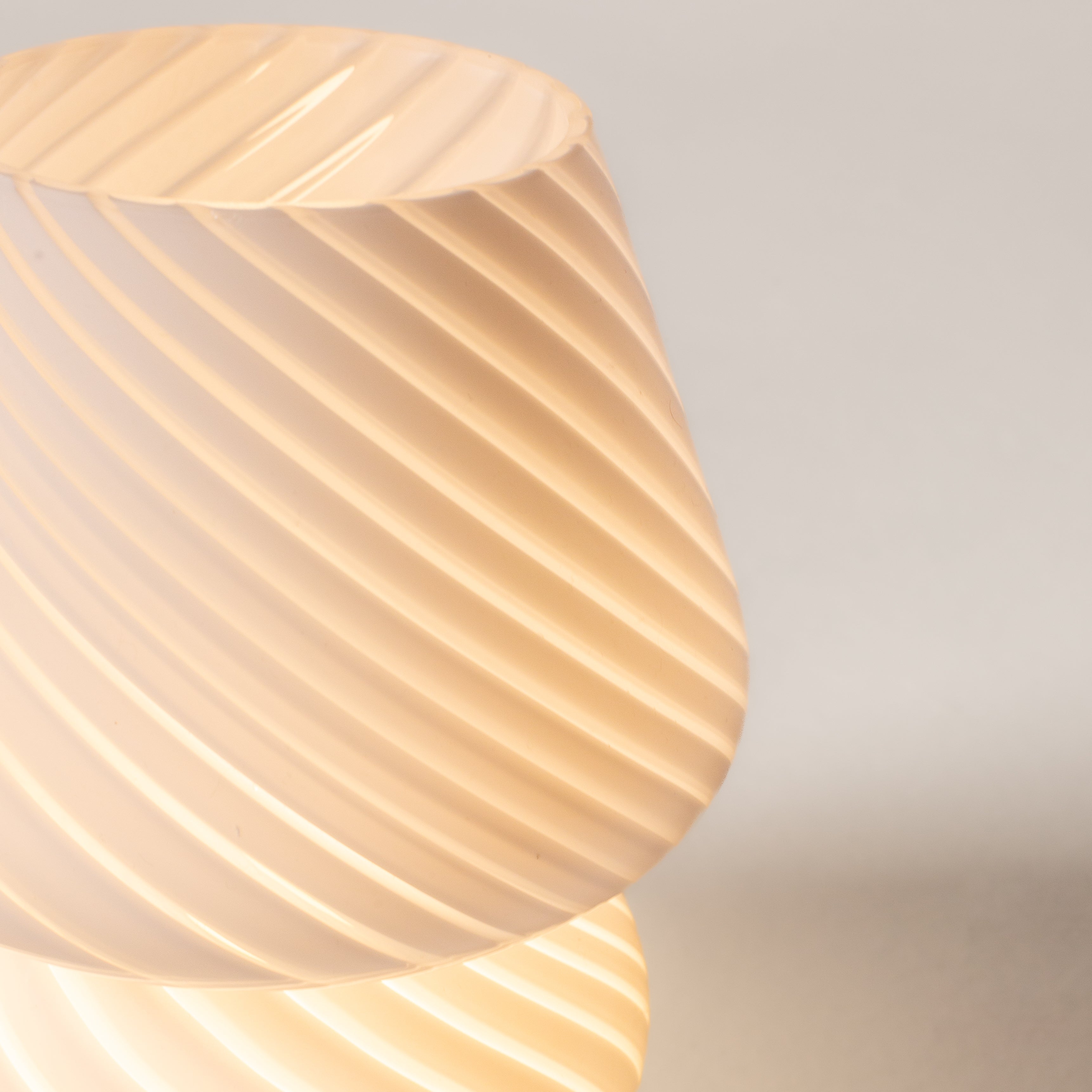 Abajur de Mesa Cogumelo em Vidro - Luminária Decorativa para Ambientes Modernos