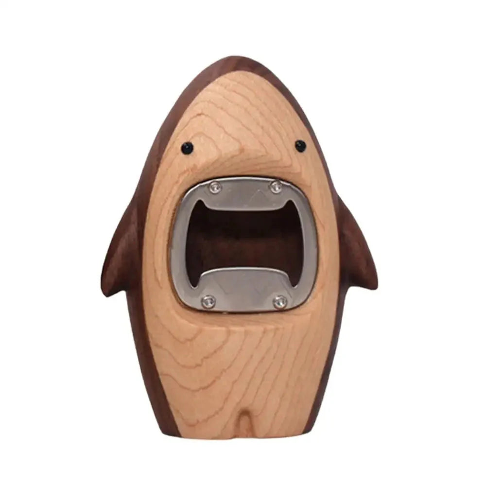 Abridor de Garrafas Criativo em Madeira de Carvalho - Design Tubarão