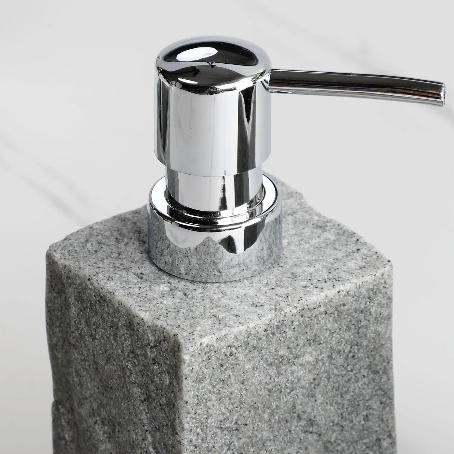 Acessórios de Banheiro em Cimento Queimado - Conjunto com 4 Peças