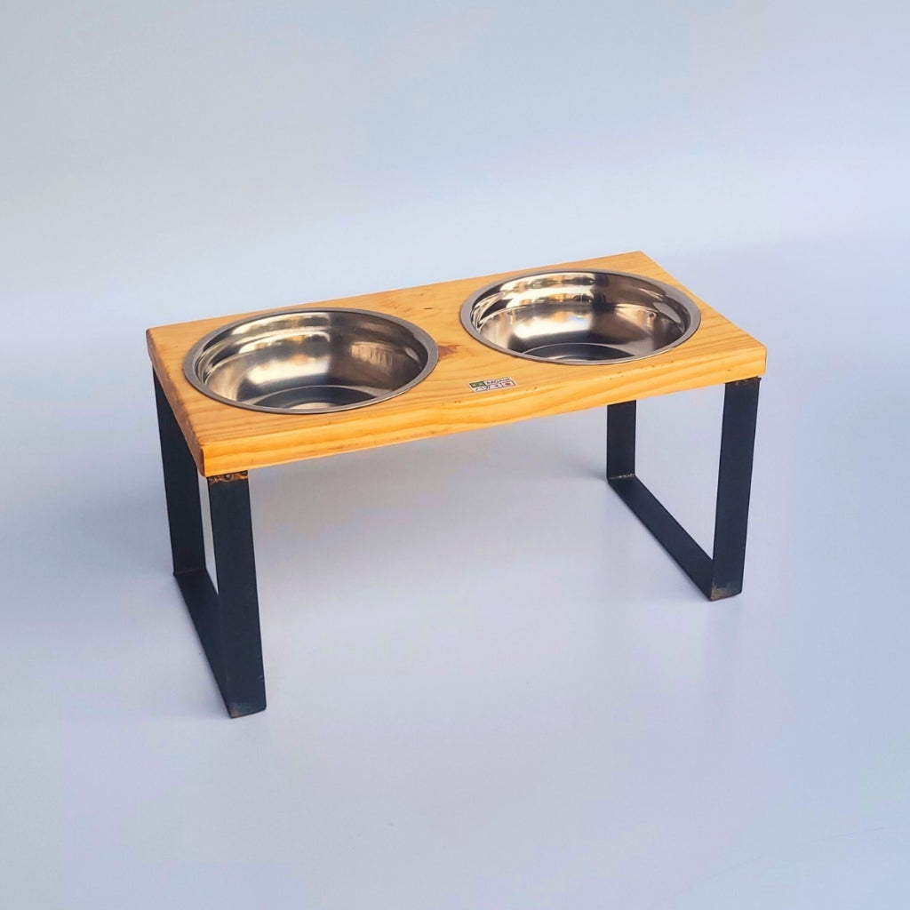 Comedouro e Bebedouro Elevado para Cães e Gatos - Acessório Prático e Confortável