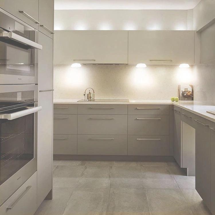 Conjunto de 3 Luminárias LED Sem Fio com Controle Remoto para Iluminação Prática