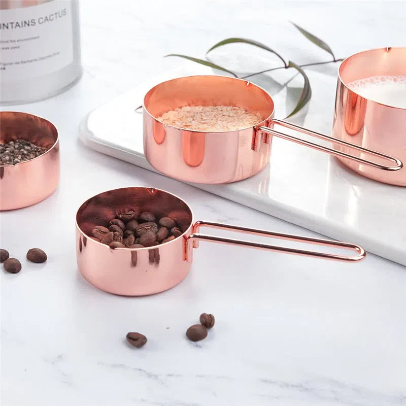 Conjunto de Copos e Colheres de Medição Rose Gold - 8 Peças de Alta Qualidade
