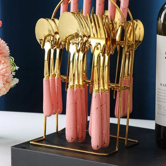 Conjunto de Talheres Dourados 24 Peças - Pratos e Utensílios para Jantar Elegantes