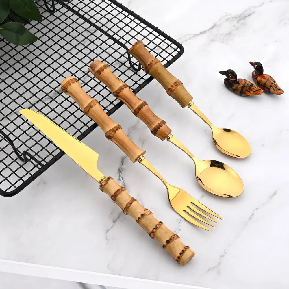 Conjunto de Talheres de Aço Inoxidável com Cabo de Bambu - 24 Peças