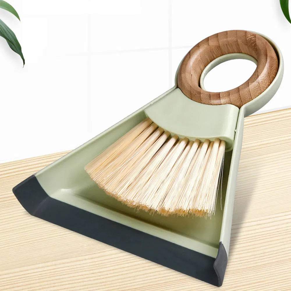 Escova de Limpeza para Mesa com Alça de Bambu - Ecológica e Eficiente