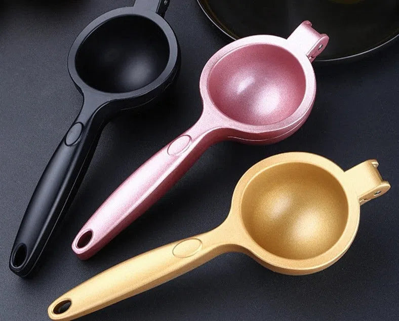 Espremedor Manual de Frutas Colorido - Utensílio de Cozinha Funcional