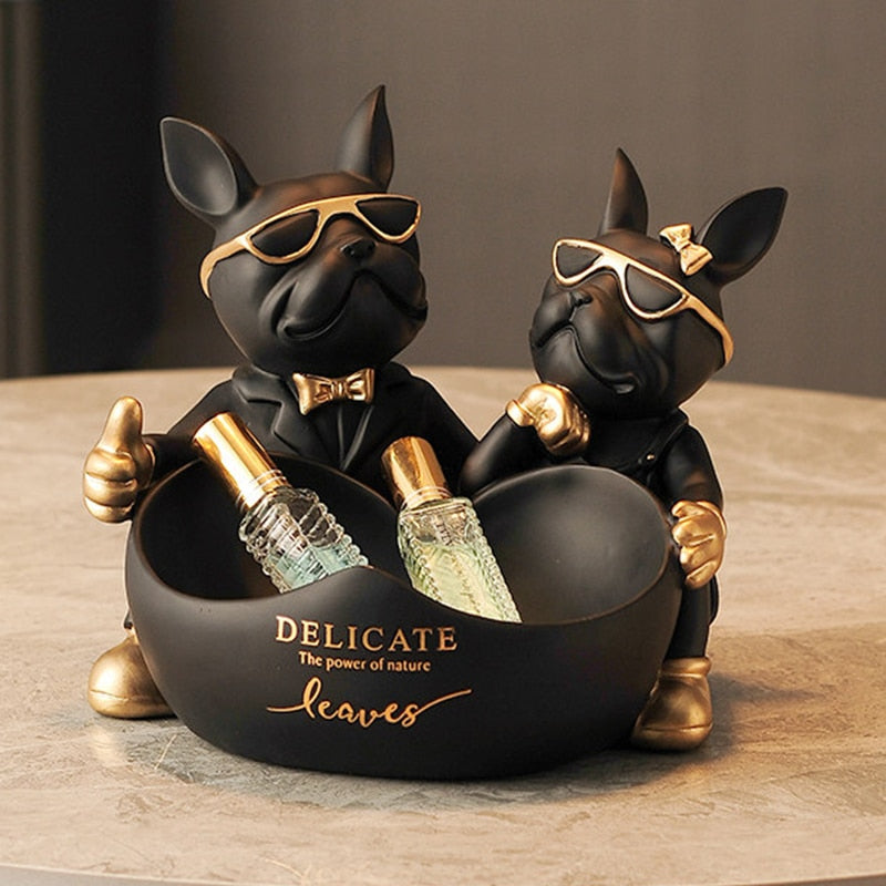 Estatueta Decorativa BullDog Francês Casal Edição Limitada com Suporte de Madeira Brinde