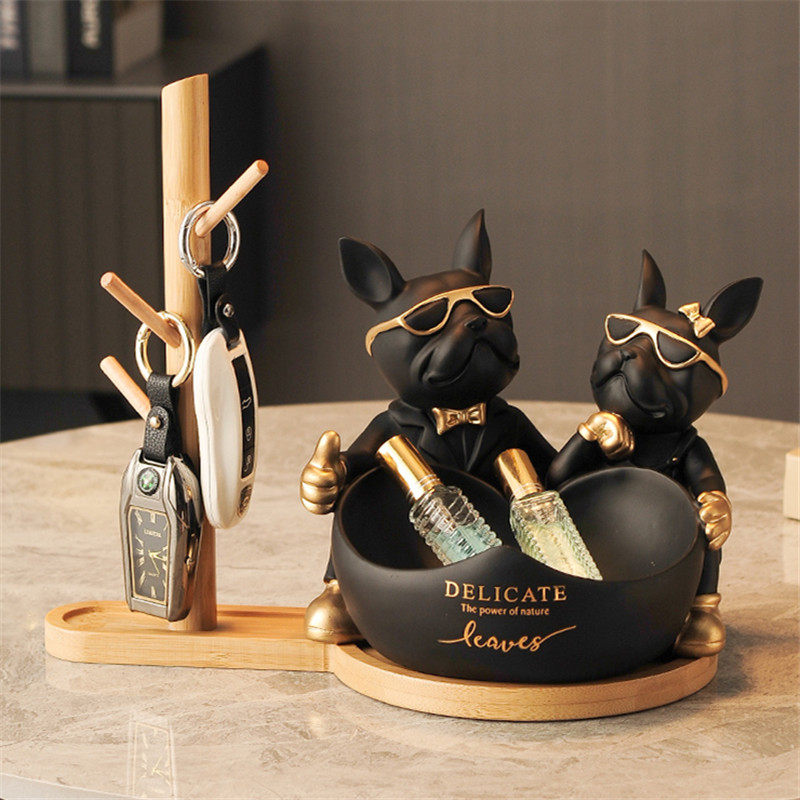 Estatueta Decorativa BullDog Francês Casal Edição Limitada com Suporte de Madeira Brinde
