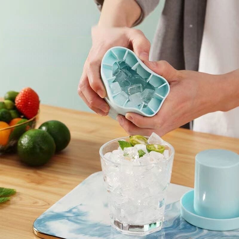 Forma de Gelo de Silicone Redonda com Tampa - Ideal para Bebidas