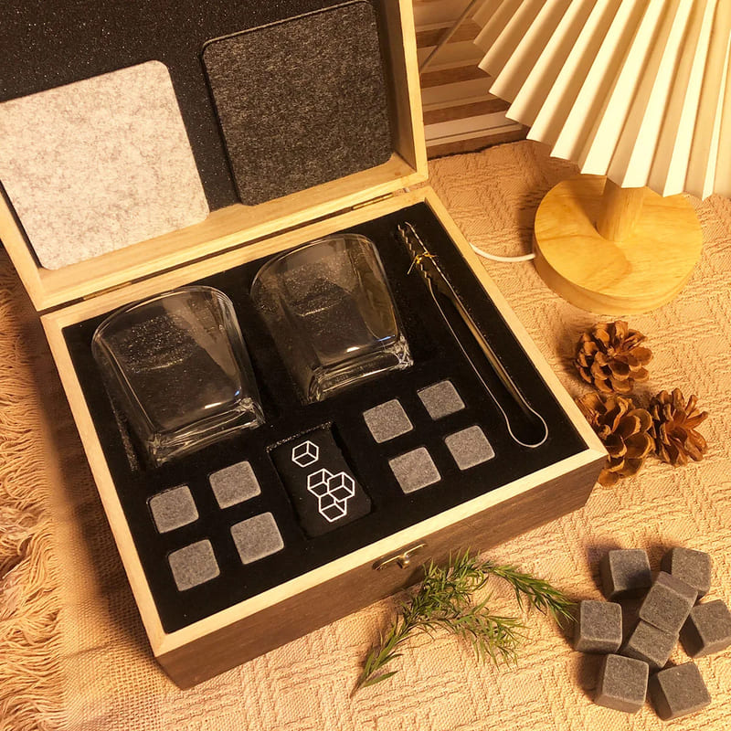 Kit de Whisky com Copos, Cubos de Gelo e Pegador para Bar em Casa
