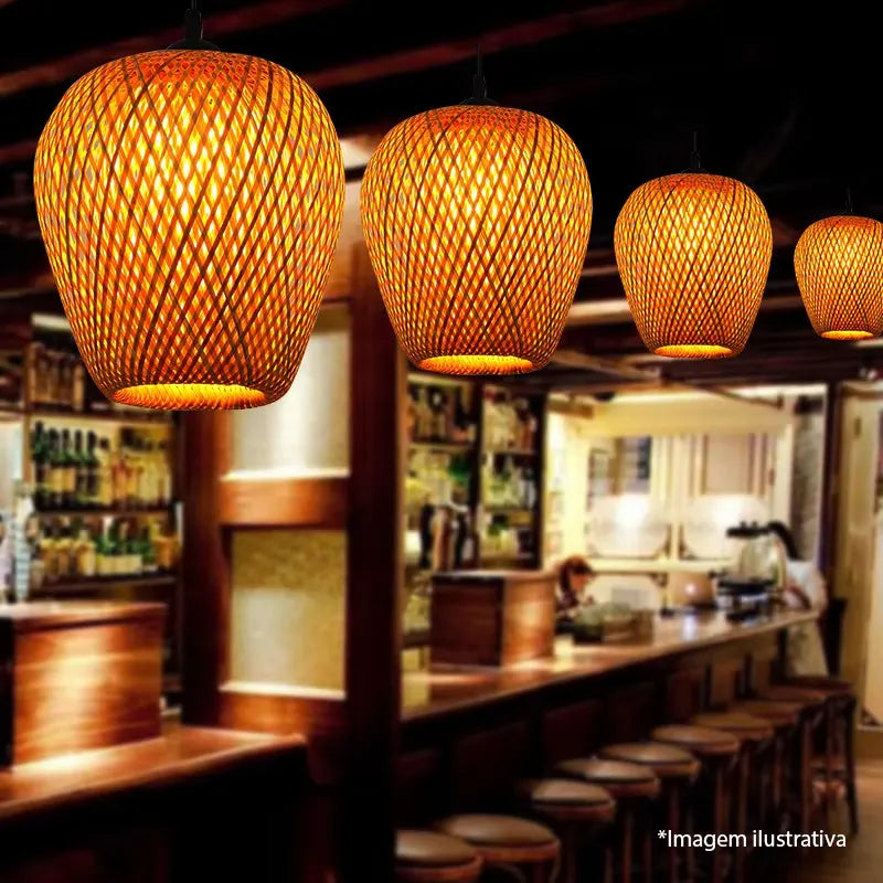 Luminária Pendente de Bambu e Rattan - Iluminação Decorativa para Ambientes