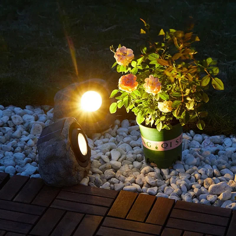 Luminária Solar LED Impermeável para Jardim - Urbane Rocks