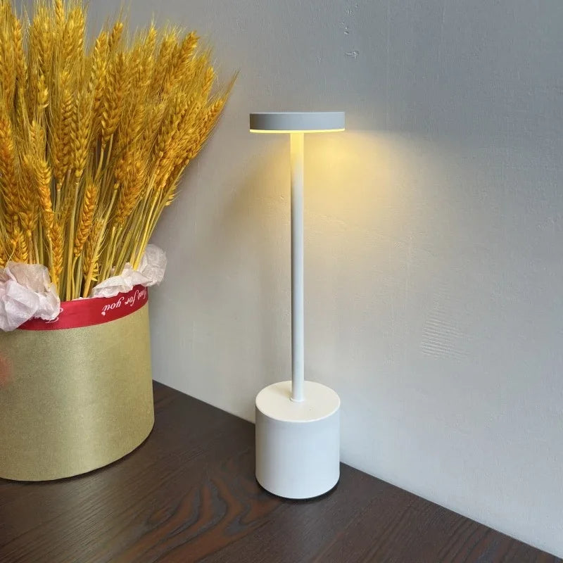 Luminária de Mesa Decorativa Recarregável Sem Fio - Iluminação Moderna