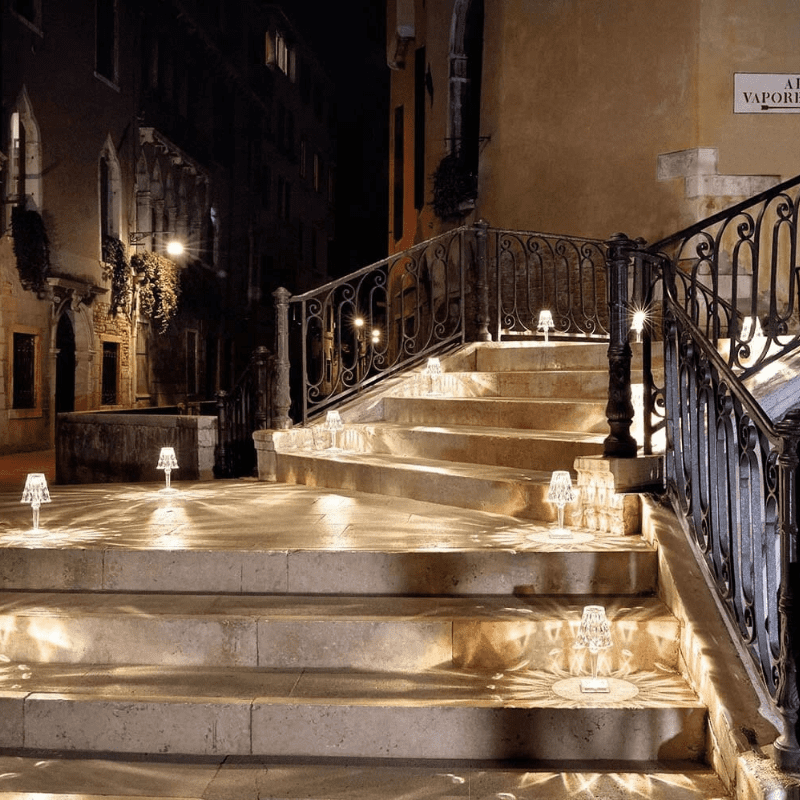 Luminária de Mesa LED Diamante USB 3 em 1 Sem Fio - Iluminação Moderna e Portátil