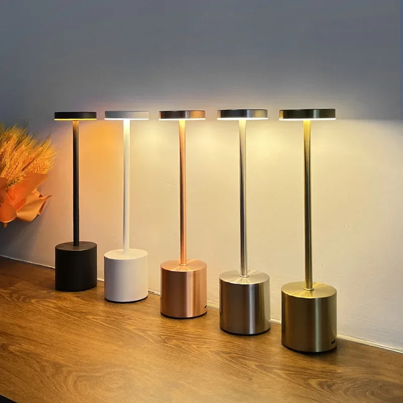 Luminária de Mesa Portátil Sem Fio com Luz LED