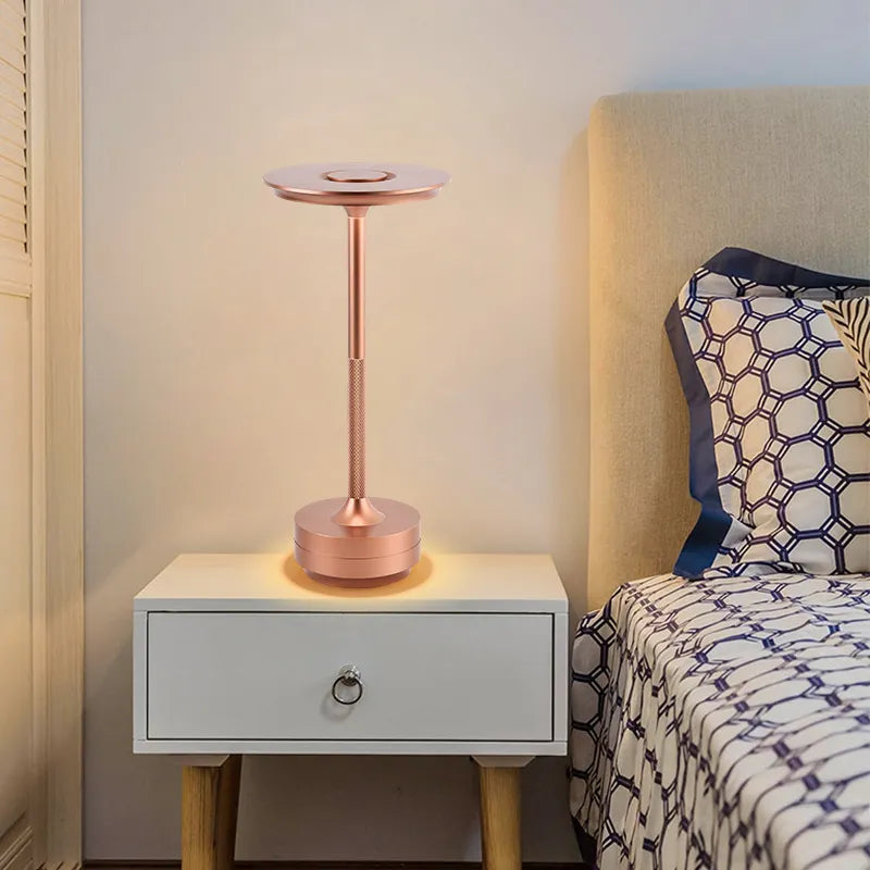 Luminária de Mesa Sem Fio com 3 Tons de Luz - Modelo Copenhagen