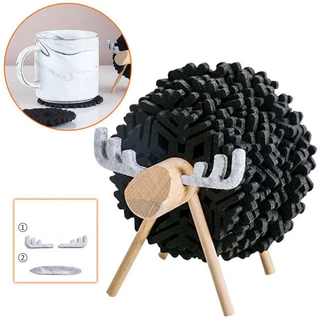 Porta Copo Nórdico com Design de Ovelha e Rena - Acessório Decorativo para Mesa