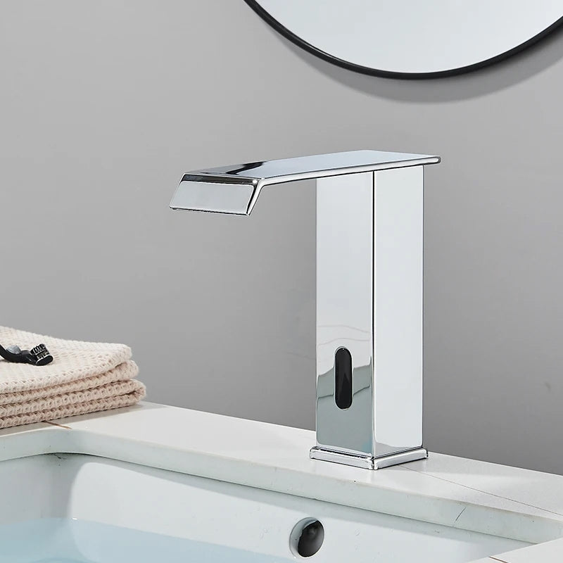 Torneira Elétrica com Sensor Touch para Banheiro - Modelo Arion