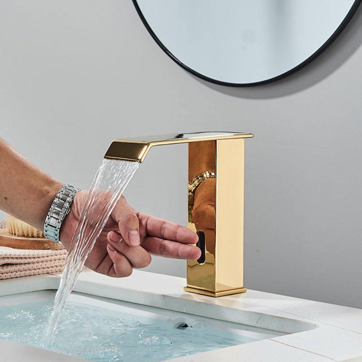 Torneira Elétrica com Sensor para Banheiro Orion - Economia de Água e Tecnologia Avançada