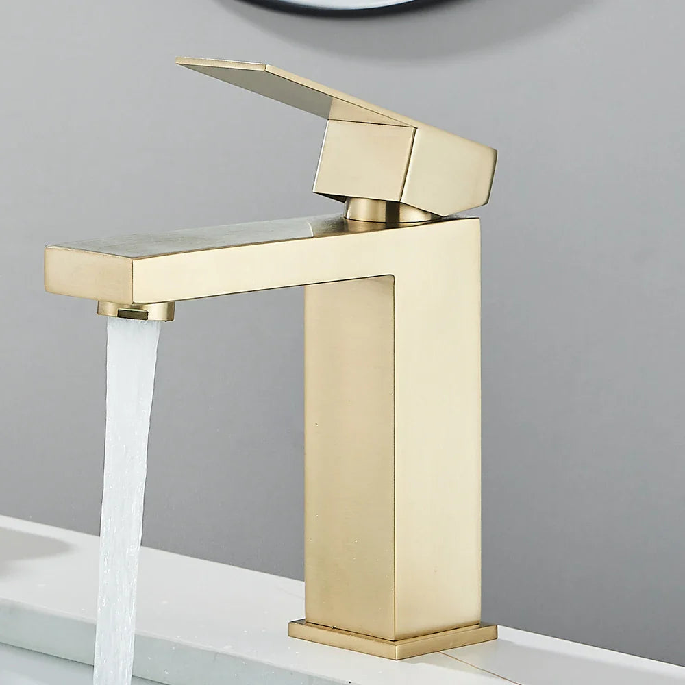 Torneira Monocomando para Banheiro Modelo Elara - Design Moderno e Funcional