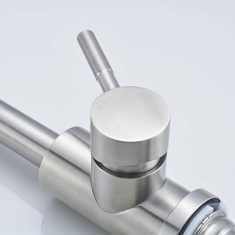 Torneira Monocomando para Cozinha com Misturador e Acabamento em Cromo