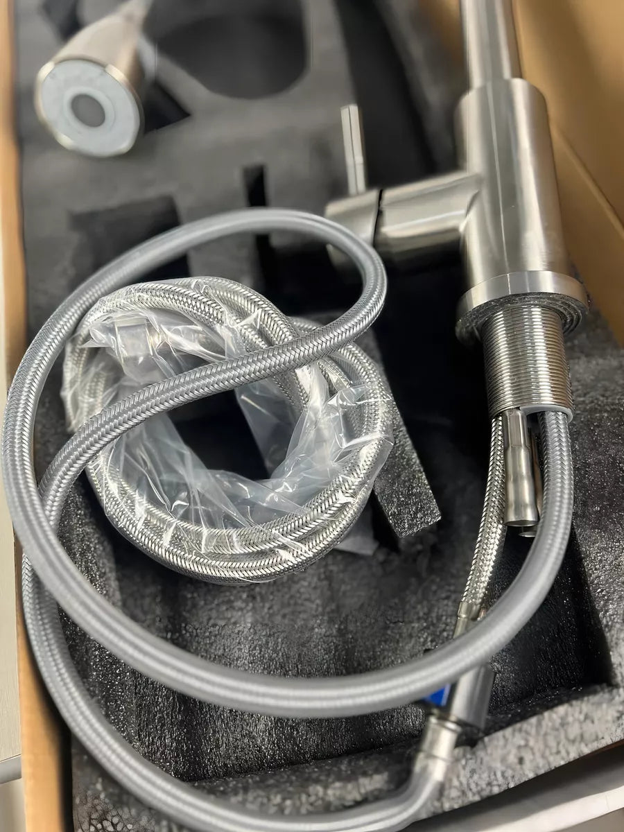 Torneira de Cozinha com Jato Extensível e Controle de Fluxo