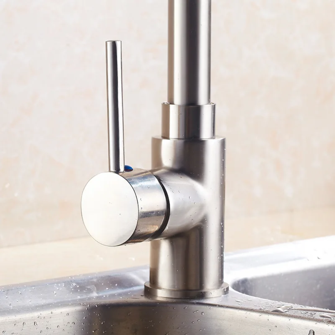 Torneira de Cozinha com Jato Extensível e Controle de Fluxo