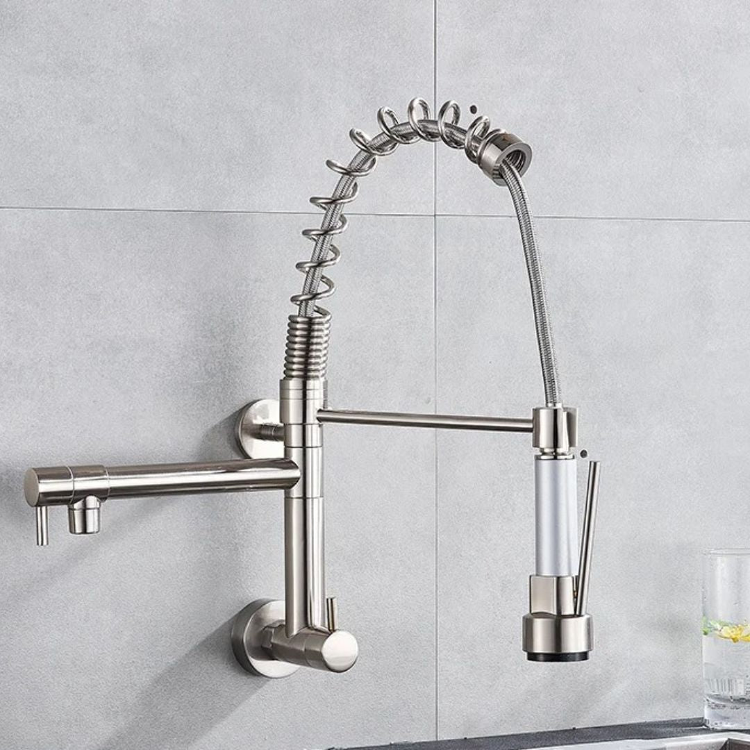 Torneira de Parede para Cozinha com Bica Móvel e Acabamento Cromado