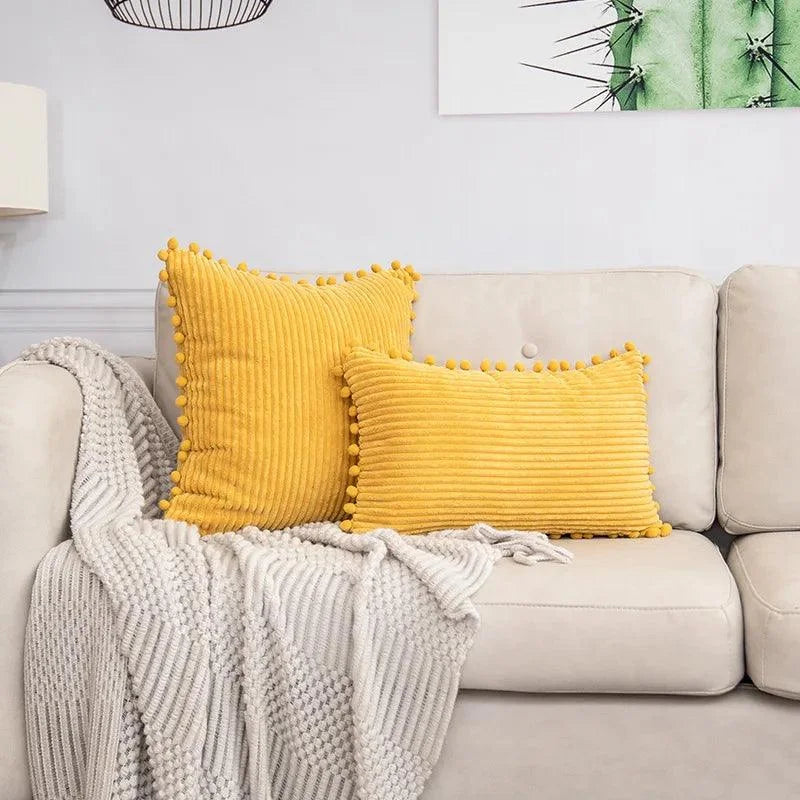 Capa de Almofada Listrada em Veludo Cotelê para Decoração de Interiores