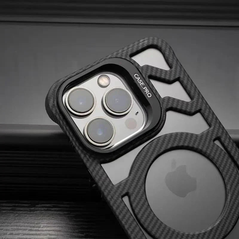 Capinha para iPhone em Carbono com Dissipação de Calor e Compatibilidade MagSafe