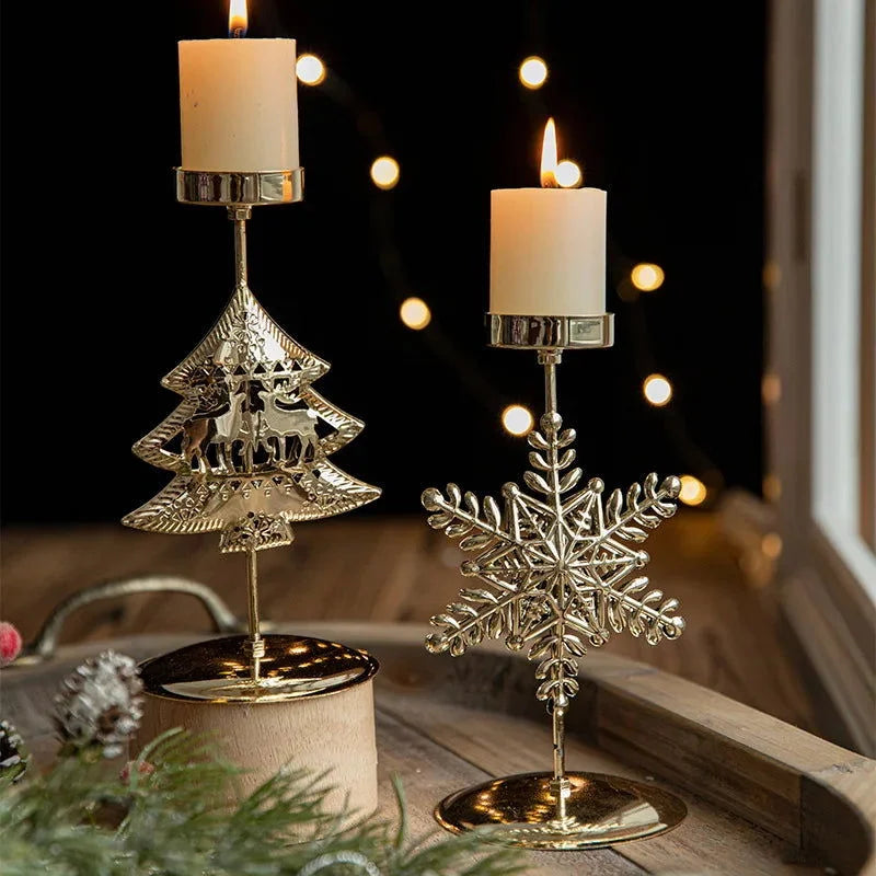 Castiçal de Ferro Dourado com Estrela e Rena para Decoração de Natal
