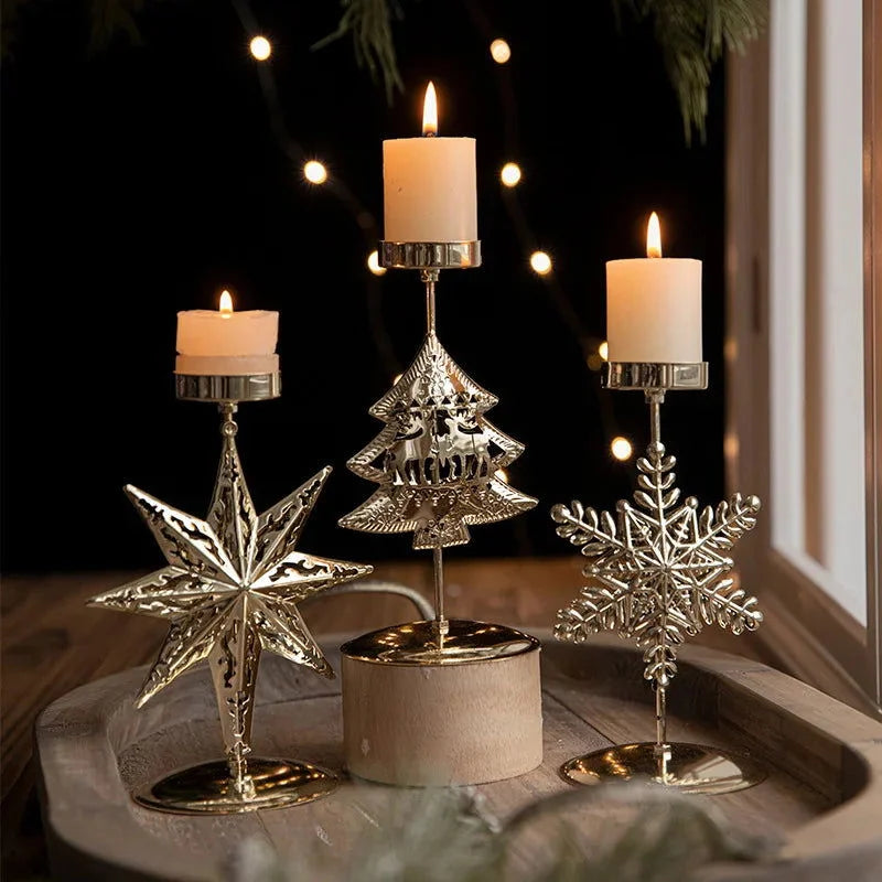 Castiçal de Ferro Dourado com Estrela e Rena para Decoração de Natal