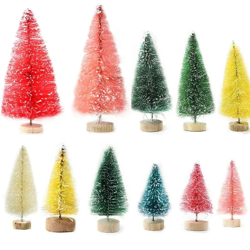 Conjunto de Mini Árvores de Natal em Pinheiro para Decoração Festiva