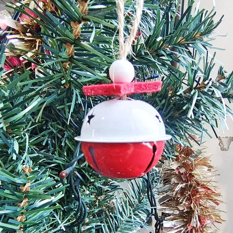 Enfeites de Natal em Metal com Sinos e Flocos de Neve - Decoração Festiva