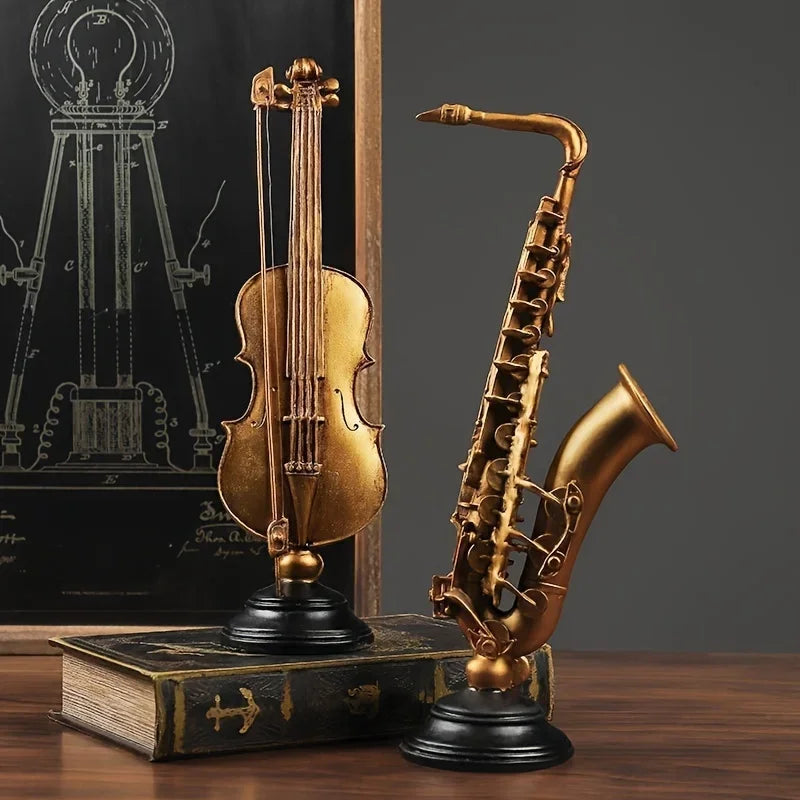 Ornamento Decorativo de Resina Violino e Saxofone Dourado