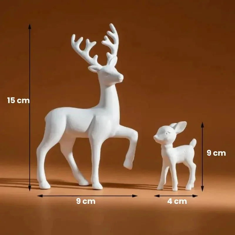 Par de Esculturas de Rena em Resina para Decoração Natalina