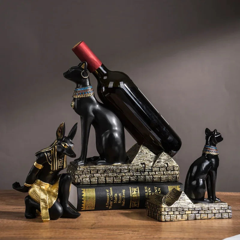 Suporte para Vinho Anúbis em Resina Estilo Egípcio - Decoração para Casa