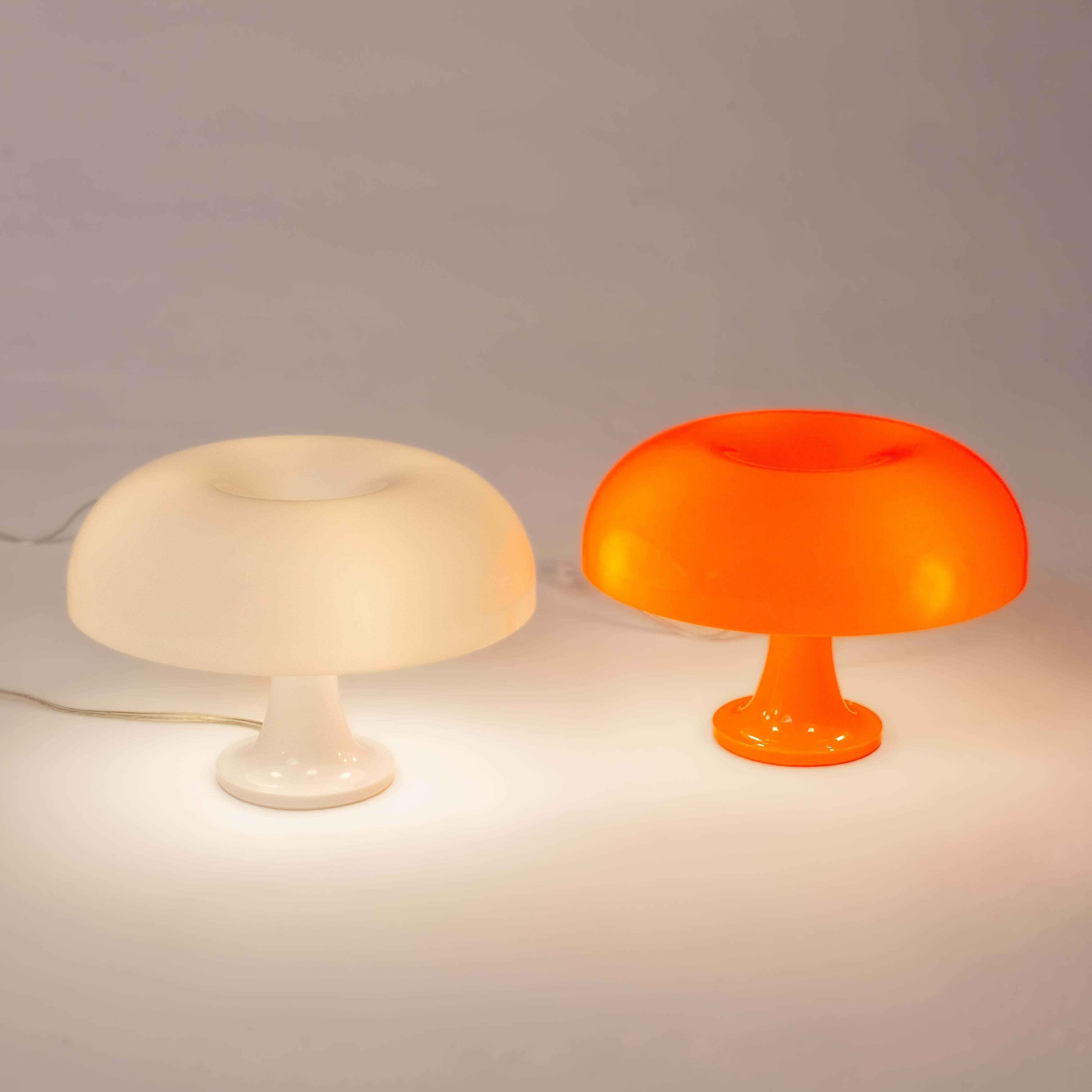 Abajur de Mesa Retrô Anos 70 Estilo Groovy - Iluminação Vintage para Decoração