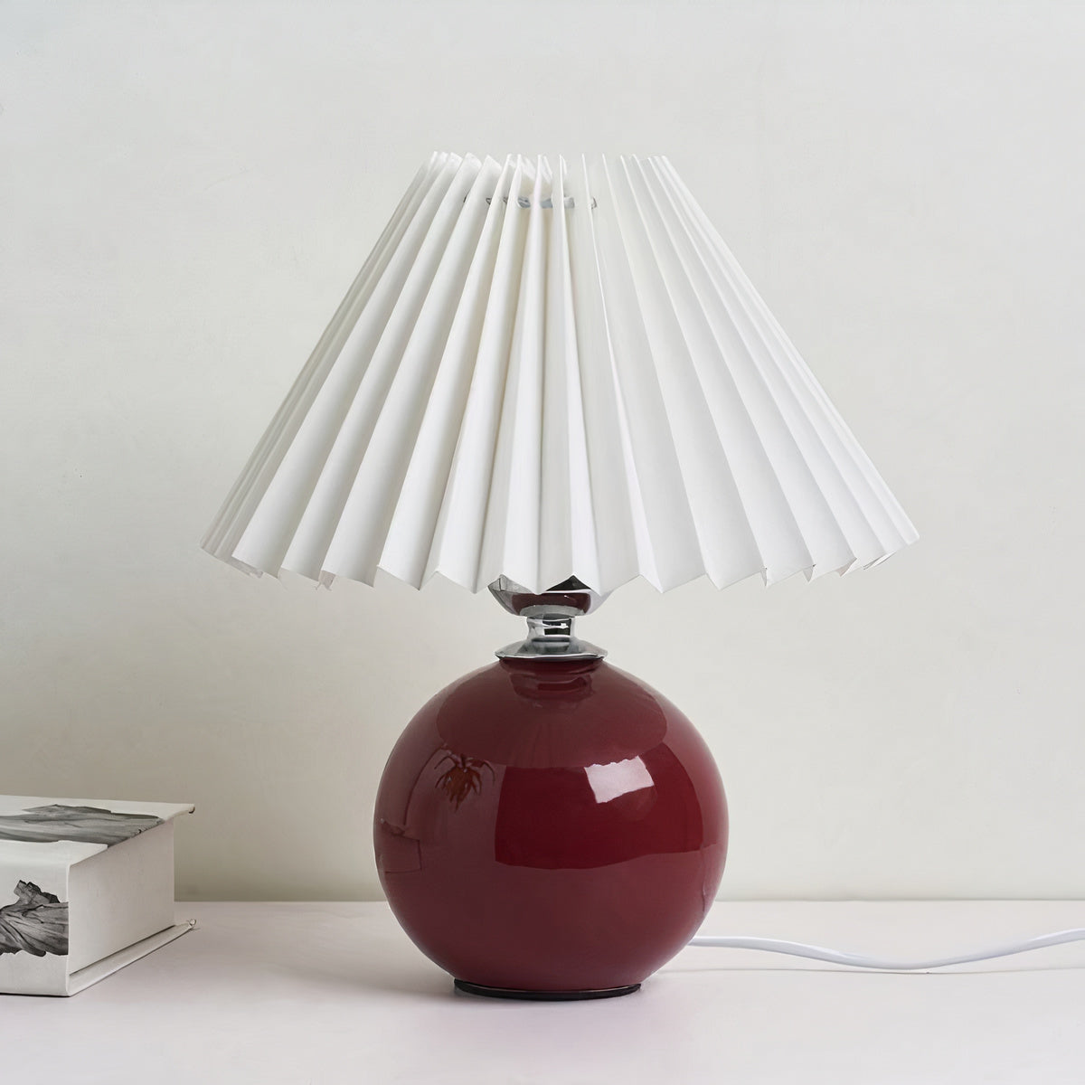 Abajur de Mesa Retrô Bivolt com Design Elegante - Iluminação Vintage para Ambiente