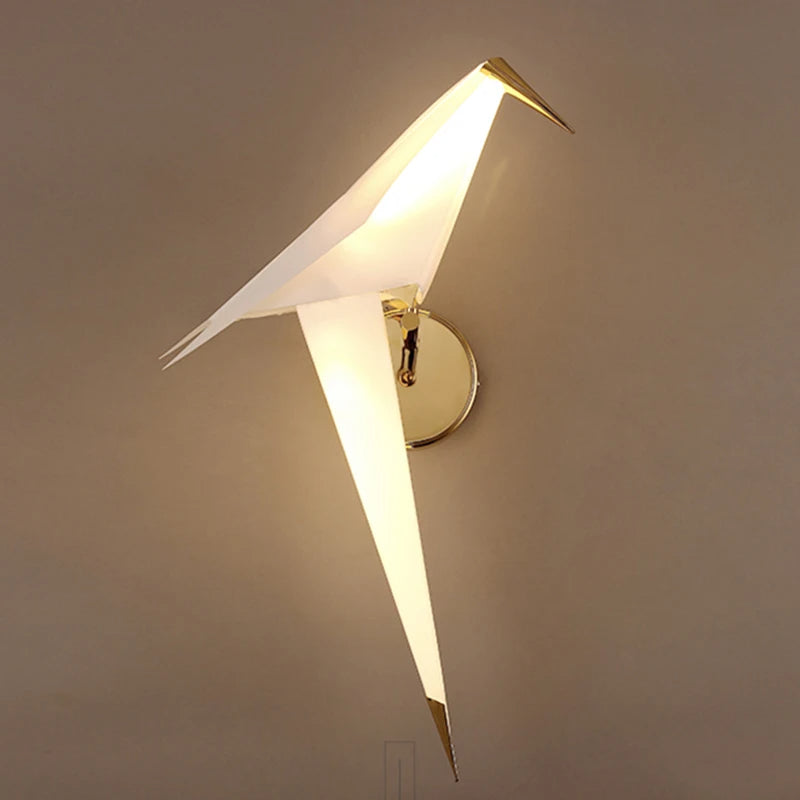 Arandela Dourada para Parede Interna - Design Origami