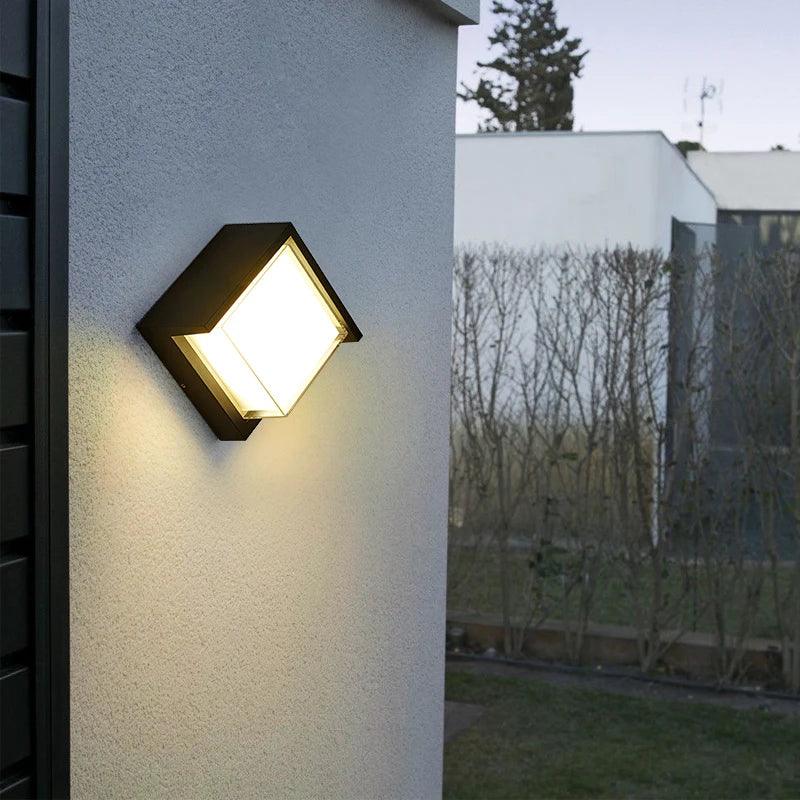 Arandela Externa para Jardim - Iluminação Decorativa Resistência à Intempérie