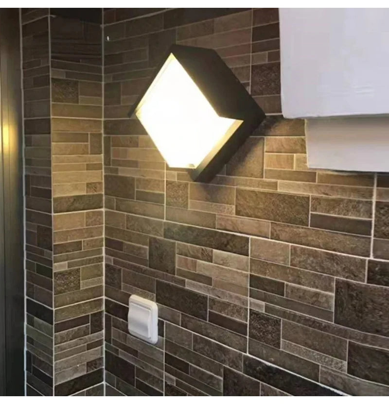 Arandela Externa para Jardim - Iluminação Decorativa Resistência à Intempérie