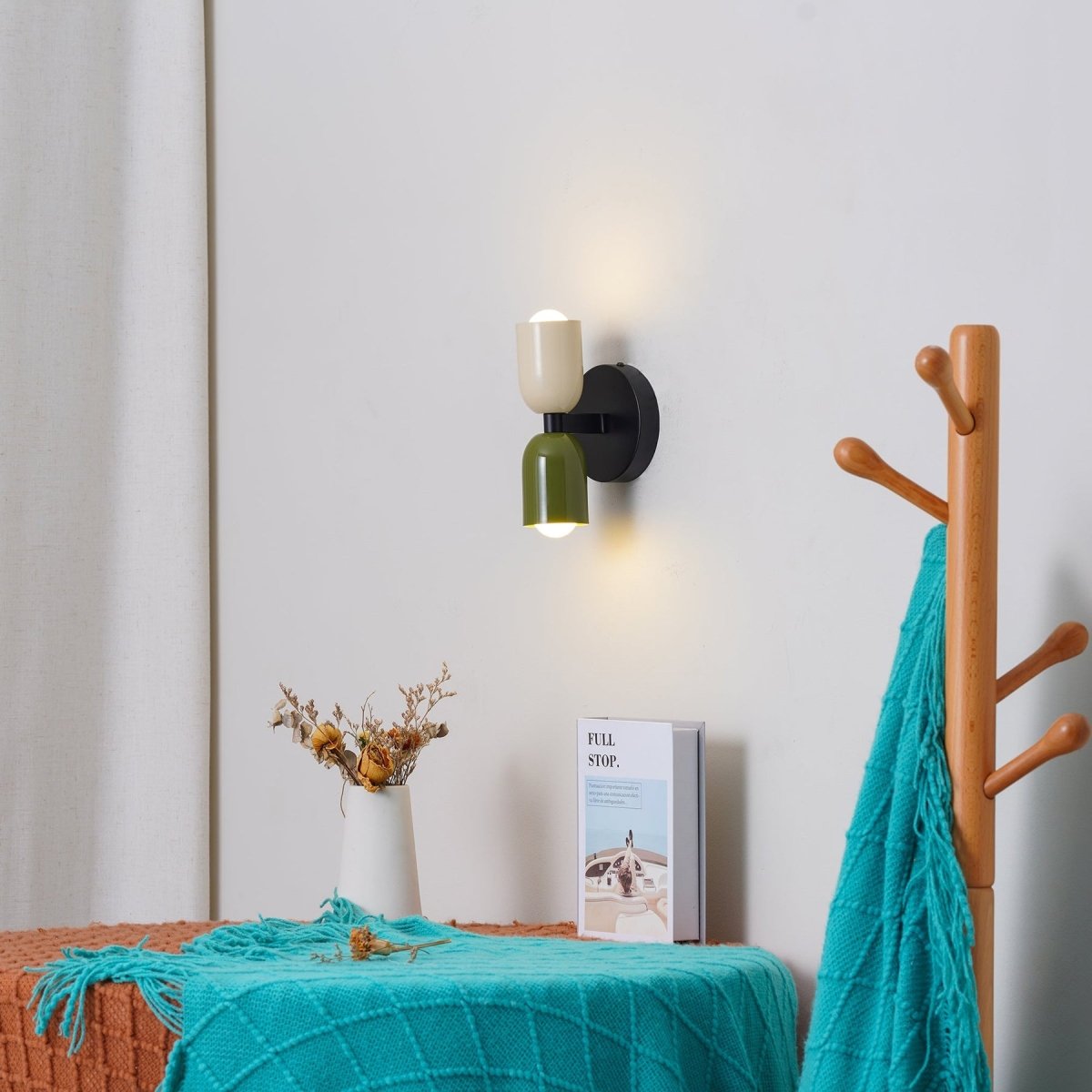 Arandela de Parede Dupla Minimalista em Metal - Iluminação Moderna para Ambientes