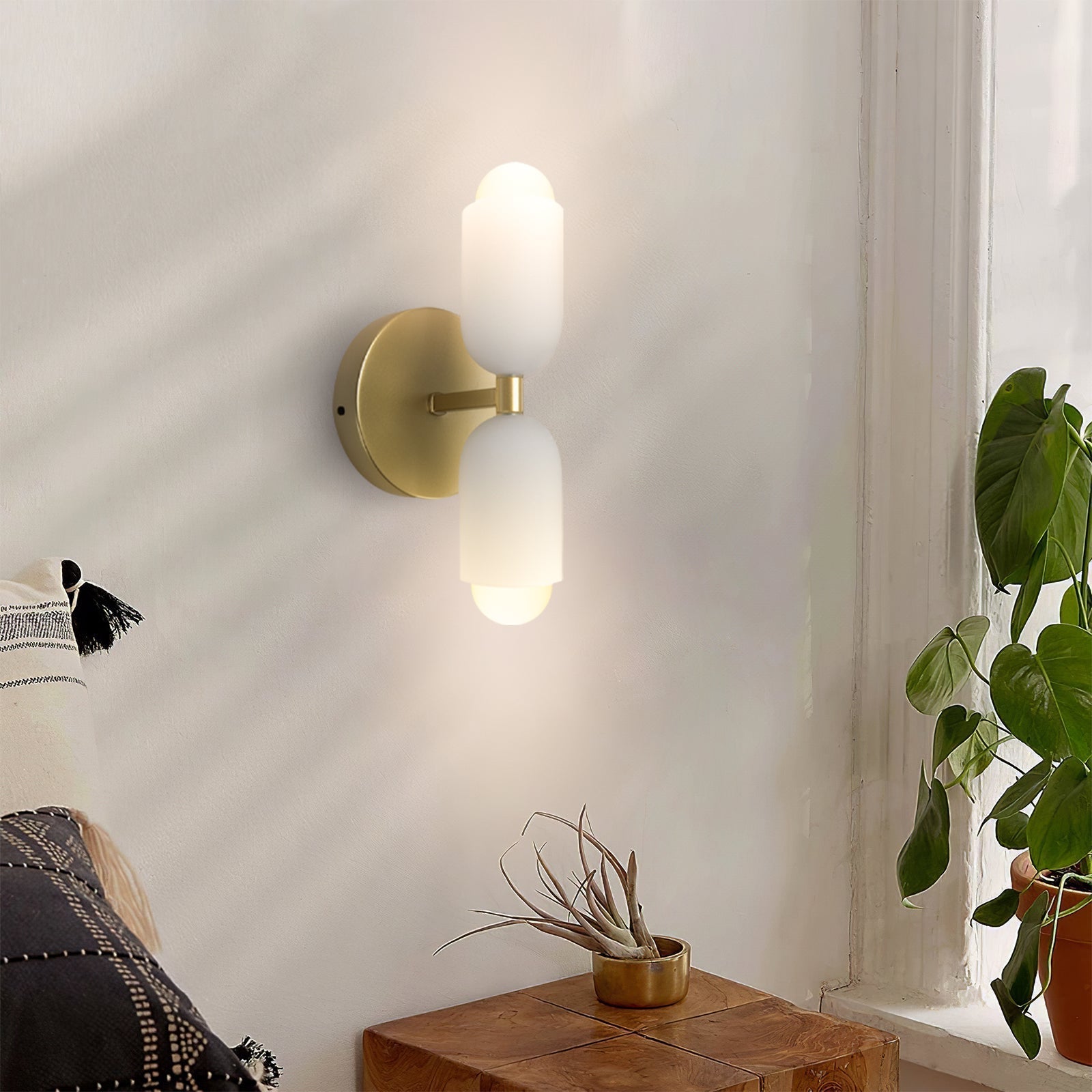 Arandela de Parede Dupla Minimalista em Tom Creme