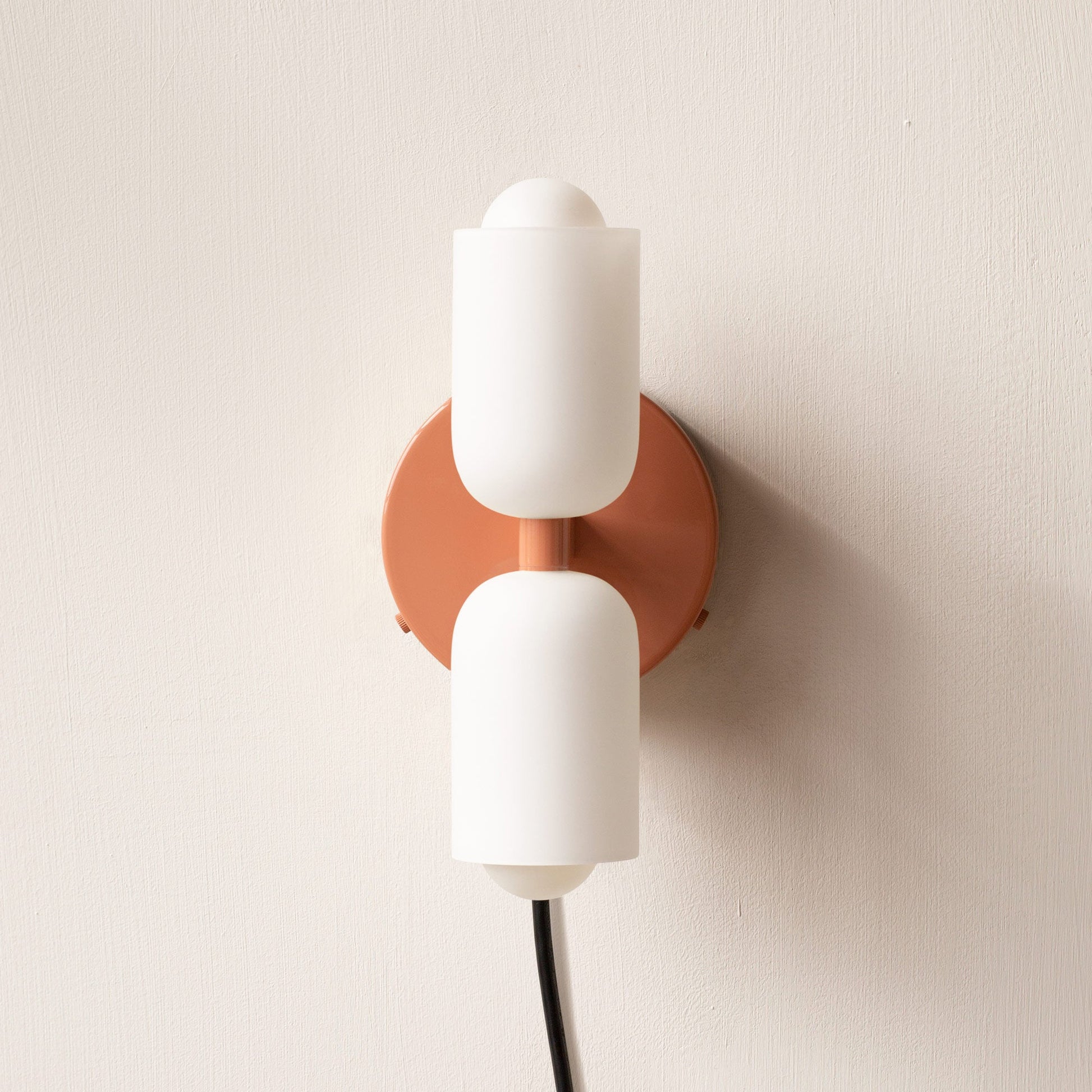 Arandela de Parede Dupla Minimalista em Tom Creme