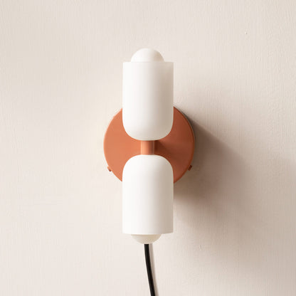 Arandela de Parede Dupla Minimalista em Tom Creme