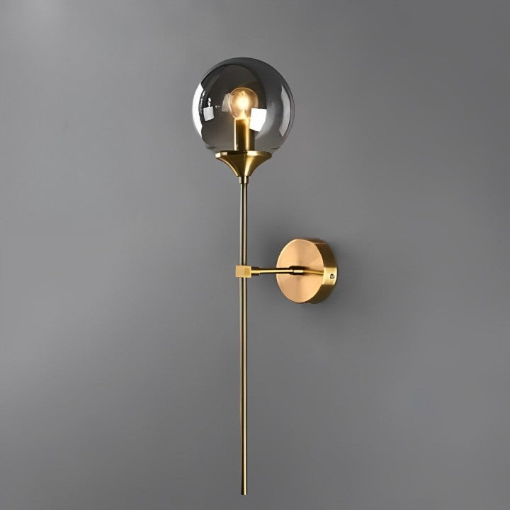 Arandela de Parede Interna Dourada em Formato de Globo - Iluminação Decorativa