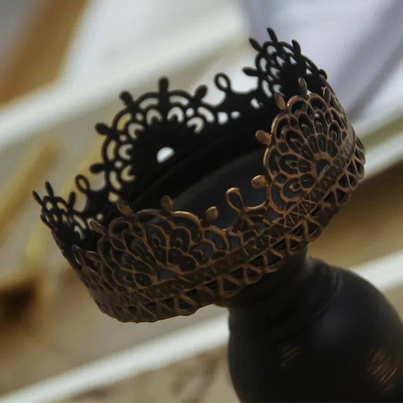 Aurora Candle Holder - Elegant Decorative Centerpiece for Home and Events