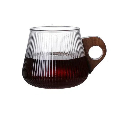 Caneca Canelada de Madeira - Design Elegante e Durável para Café e Chá
