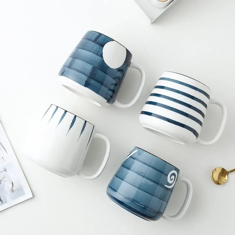Caneca de Cerâmica Pintada à Mão Estilo Japonês - Capacidade de 500ml